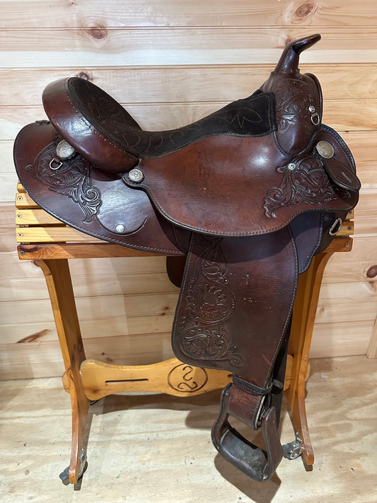 16” Circle Y Round Skirt Western Trail Saddle Model 2126