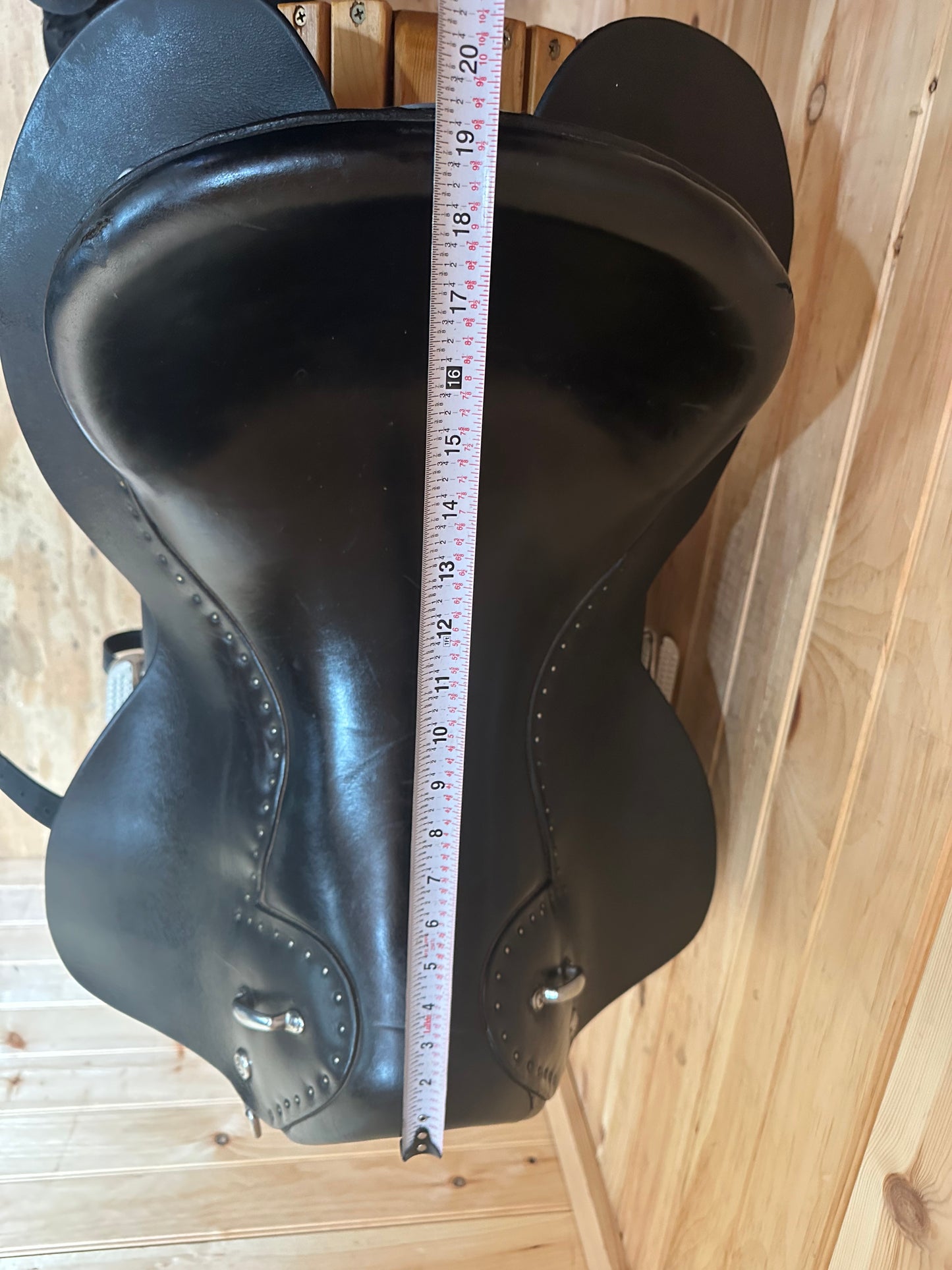 17” Large Steele Plantation Endurance Trail Saddle