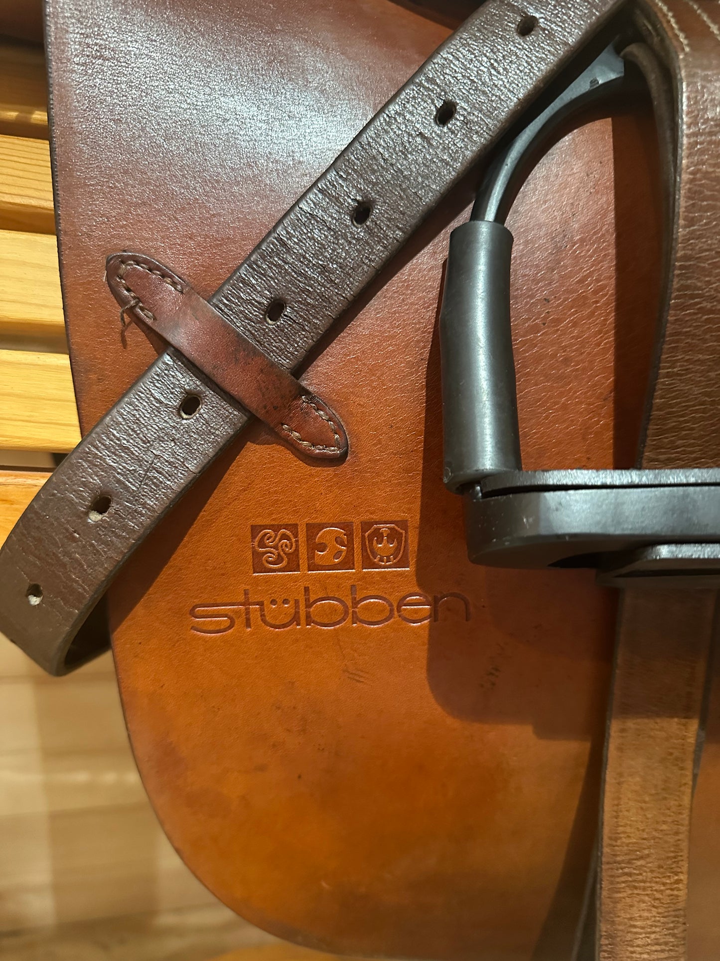 18” Stubben Lohengrin CS Elite Saddle (32cm)
