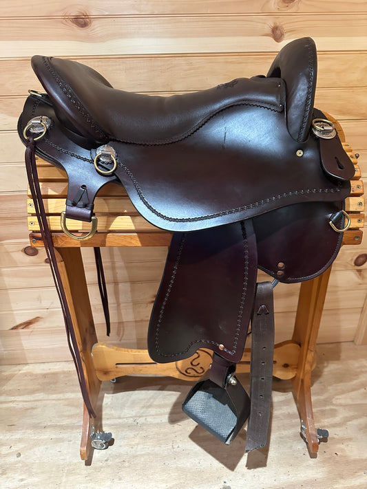 16.5” Tucker Classic Endurance Trail Saddle Model T59