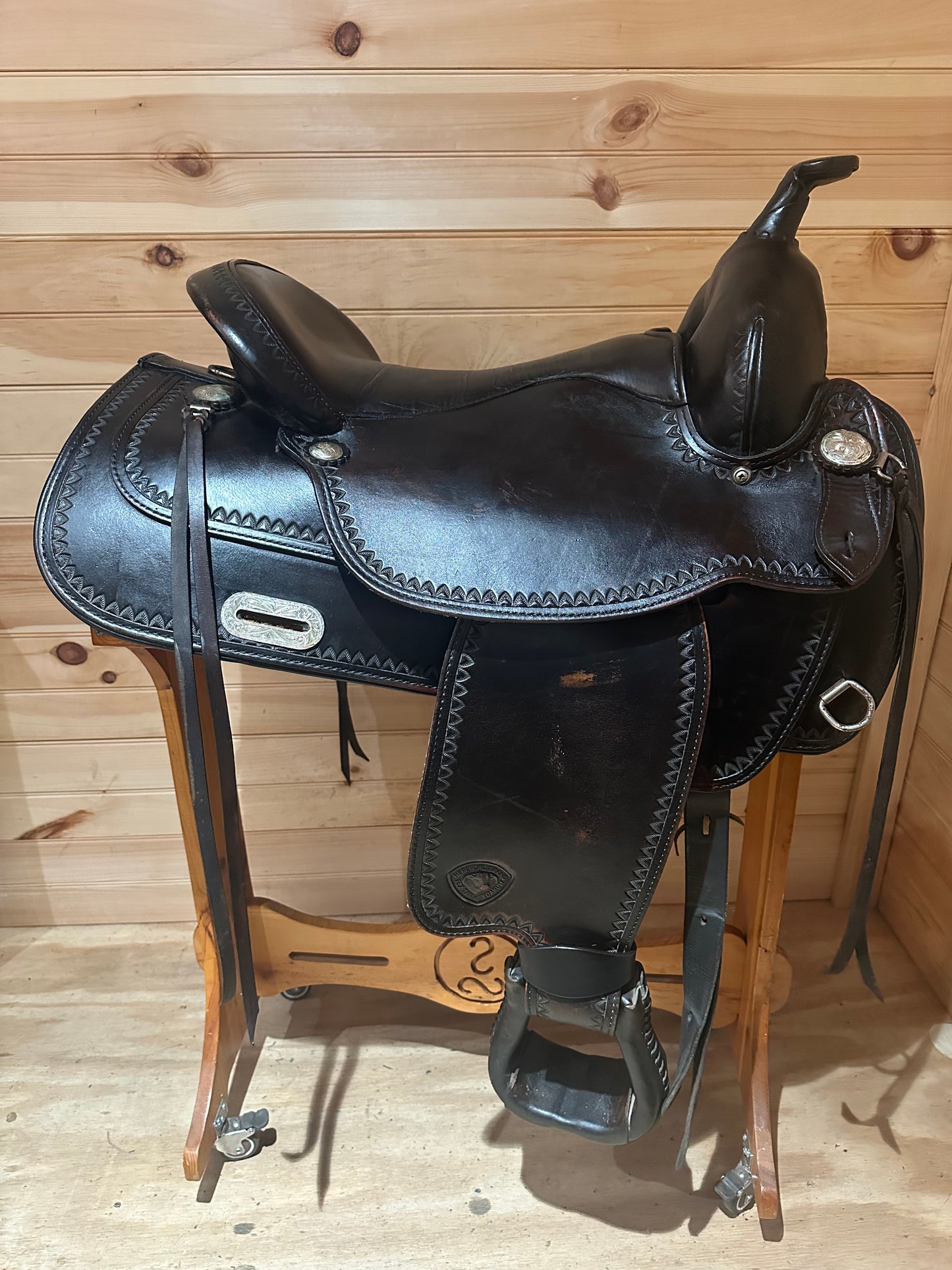 17” Tex Tan Hereford Tex-Flex Western Trail Saddle Model 08TF402B7