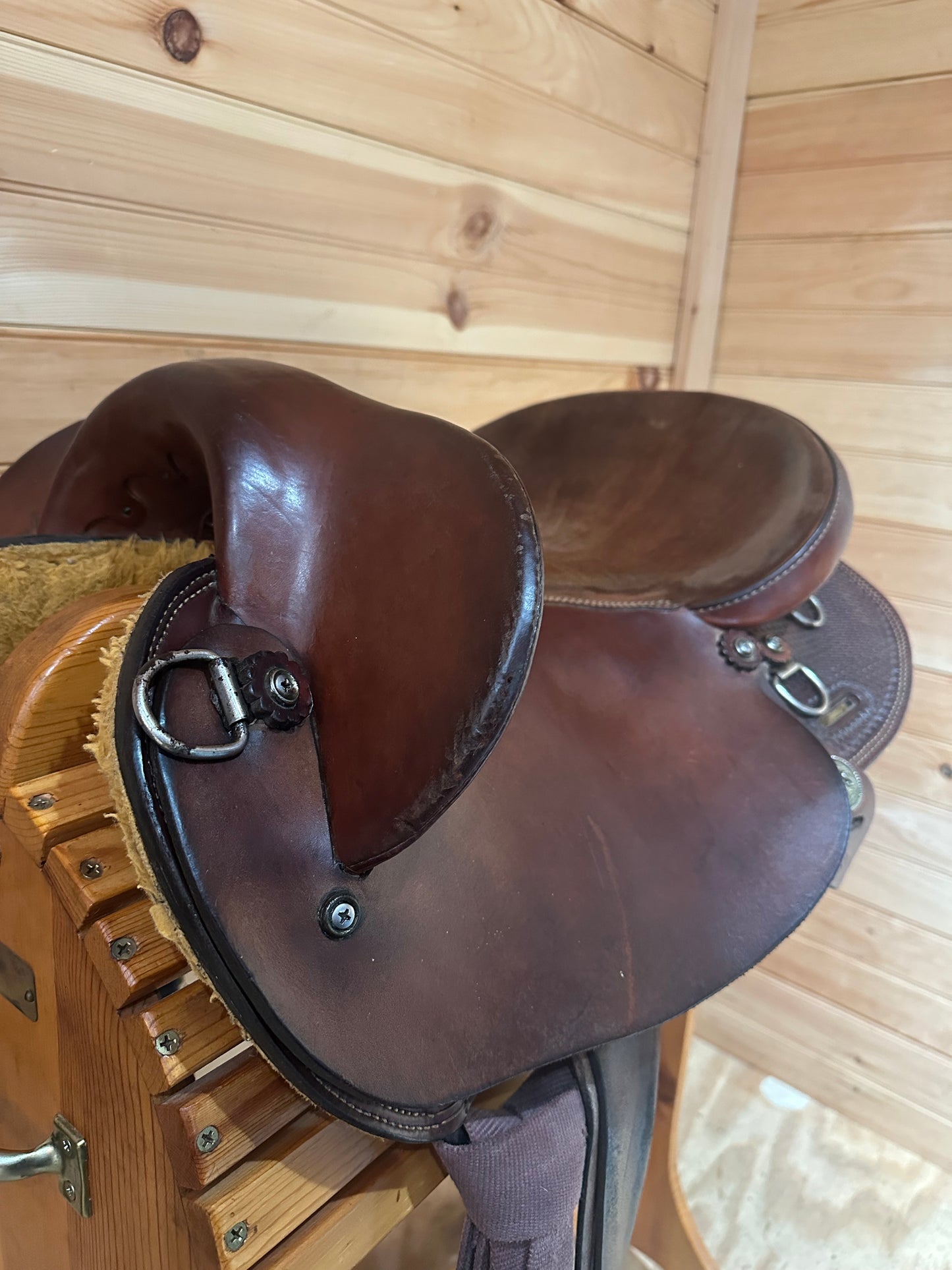 15” MCS Guy McLean Cattleman Aussie Stock Saddle