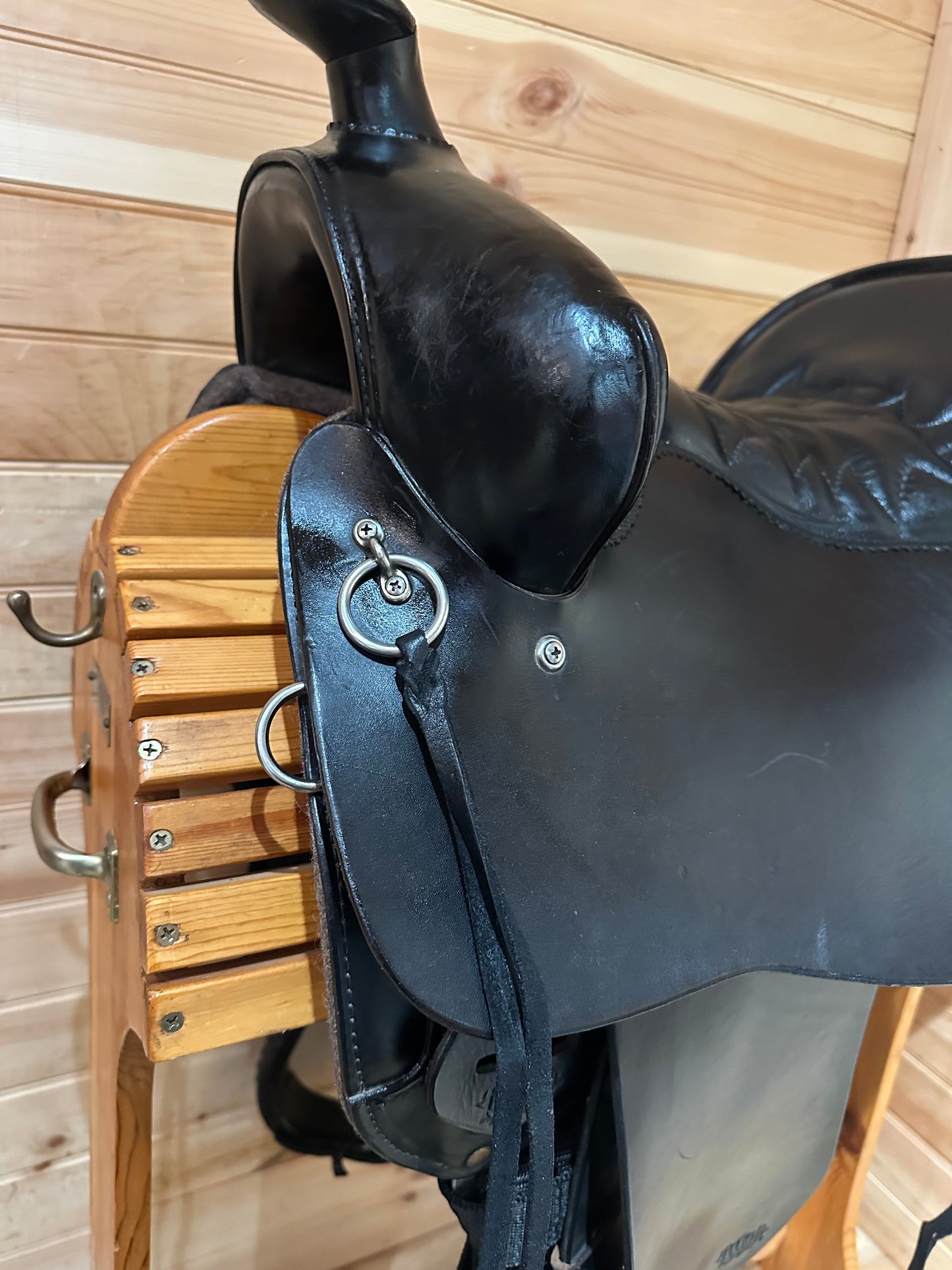 16.5” Tucker Black Mountain Western Trail Saddle Model 261