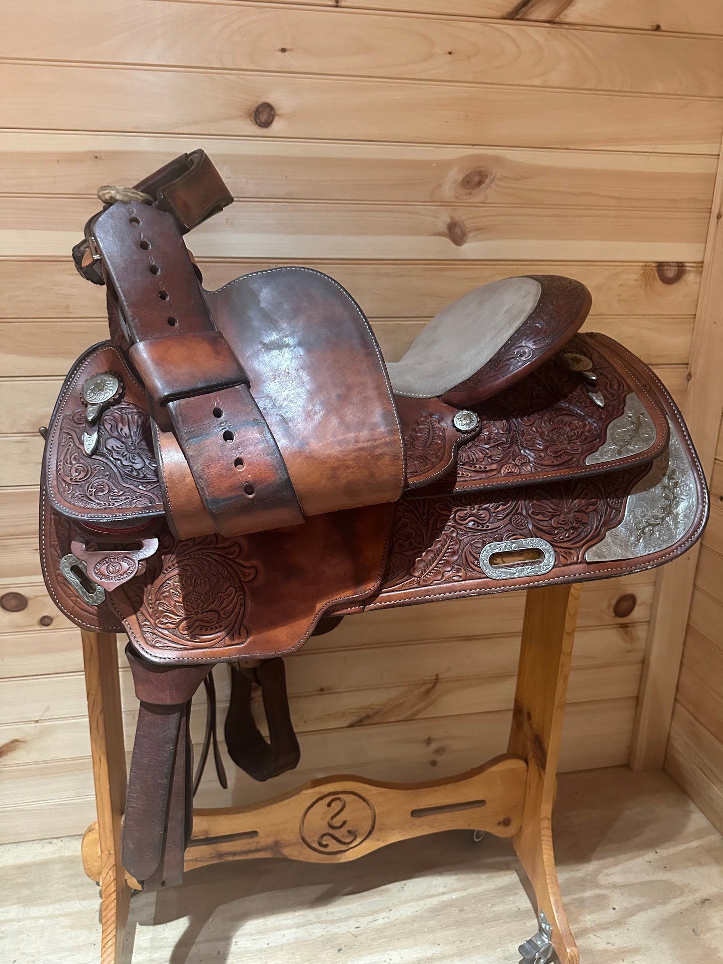 16” Circle Y Equitation Western Show Saddle Model 2893