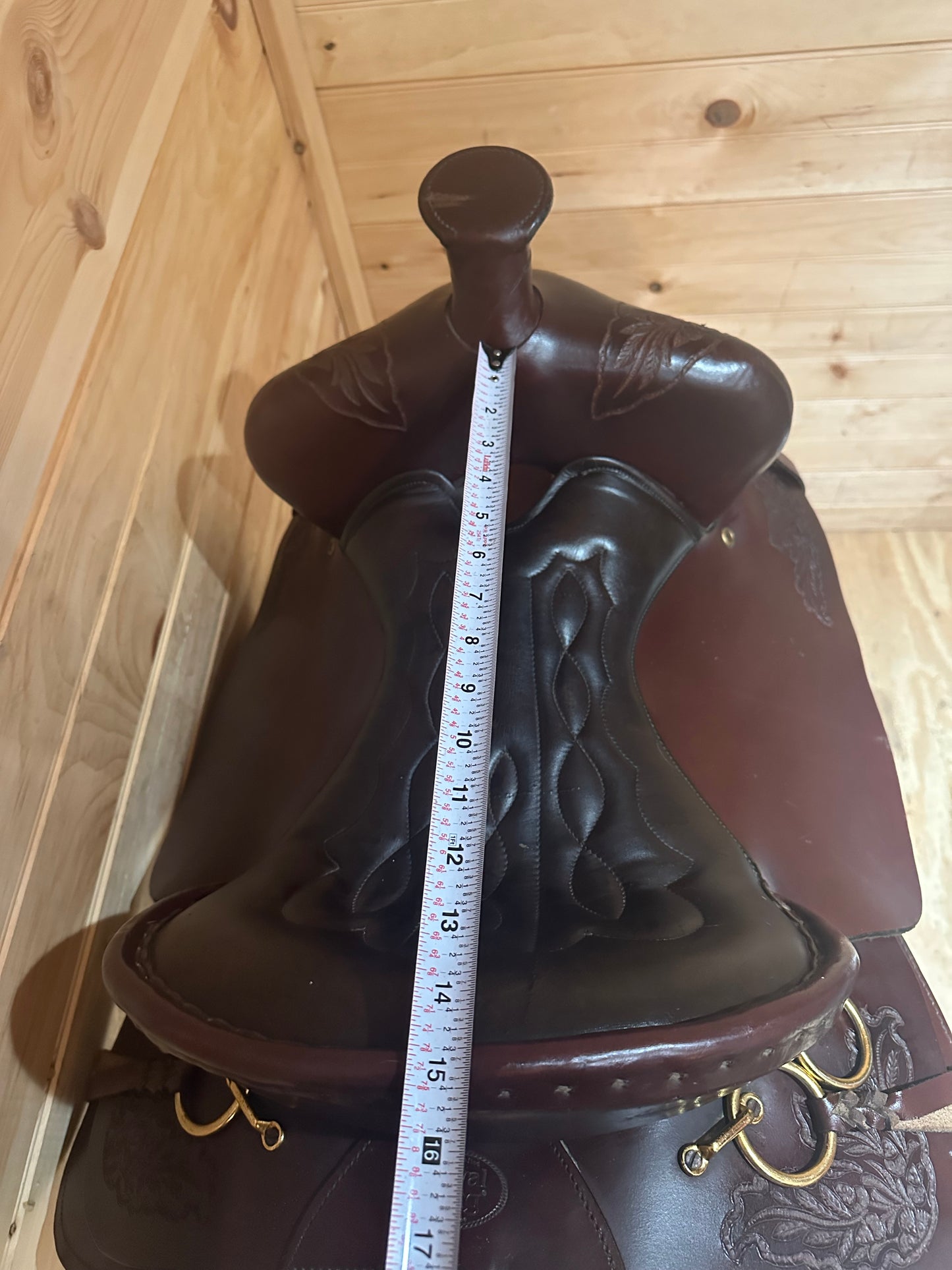 15” Royal King Western Trail Saddle