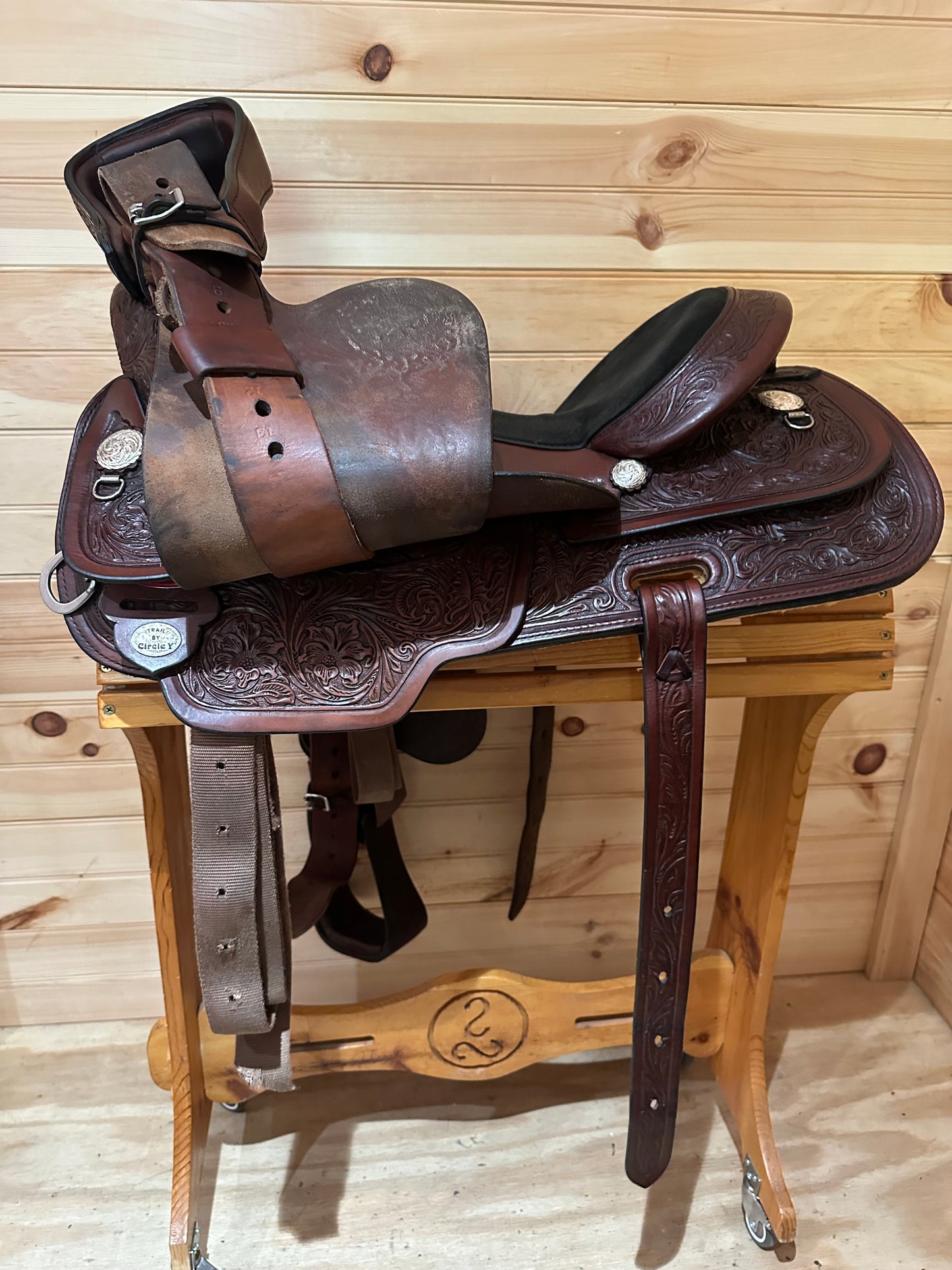 16” Circle Y Houston Trail Western Saddle Model 2610