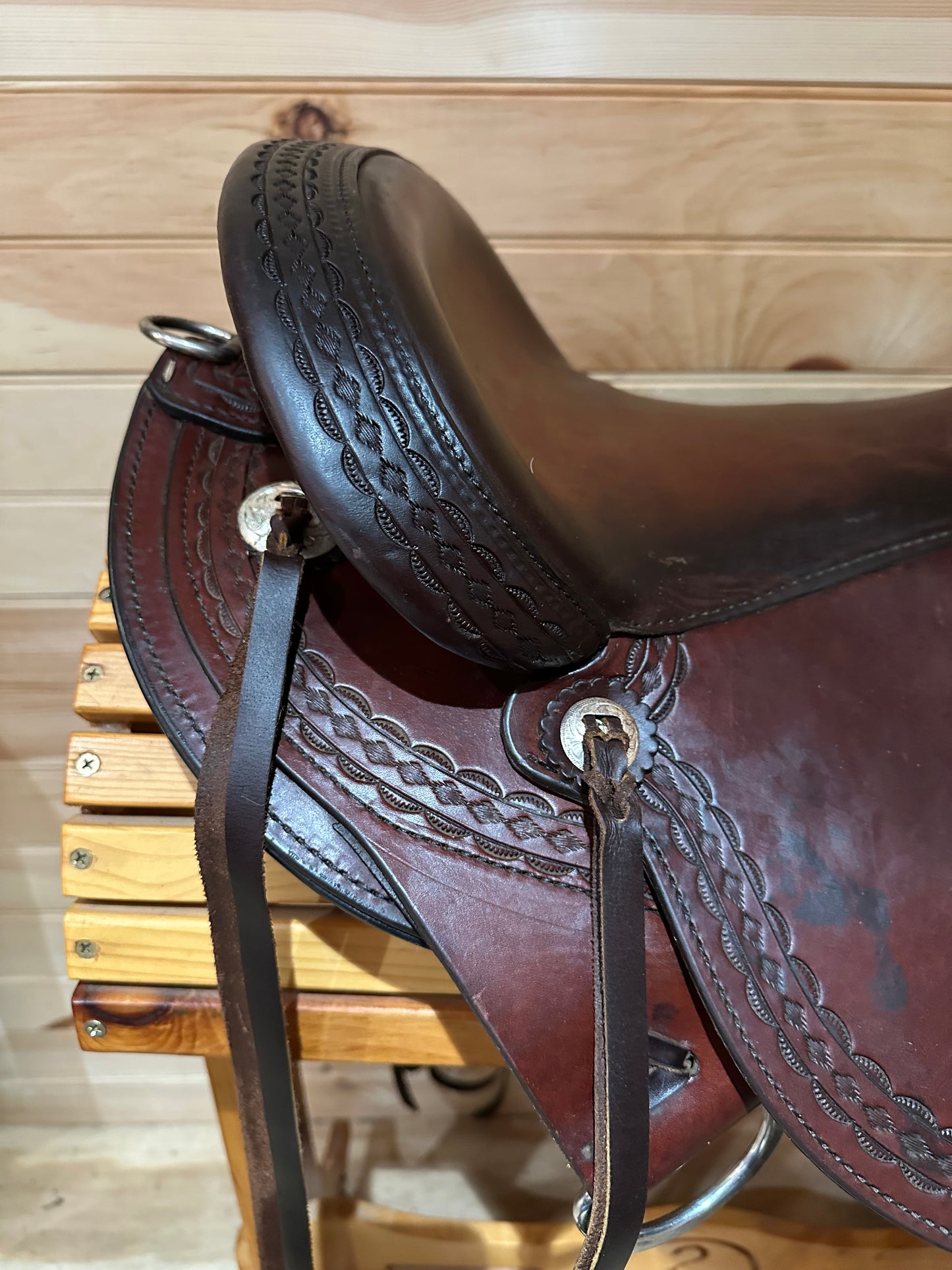 16” Circle Y Flagstaff Flex-Lite Western Trail Saddle Model 1571