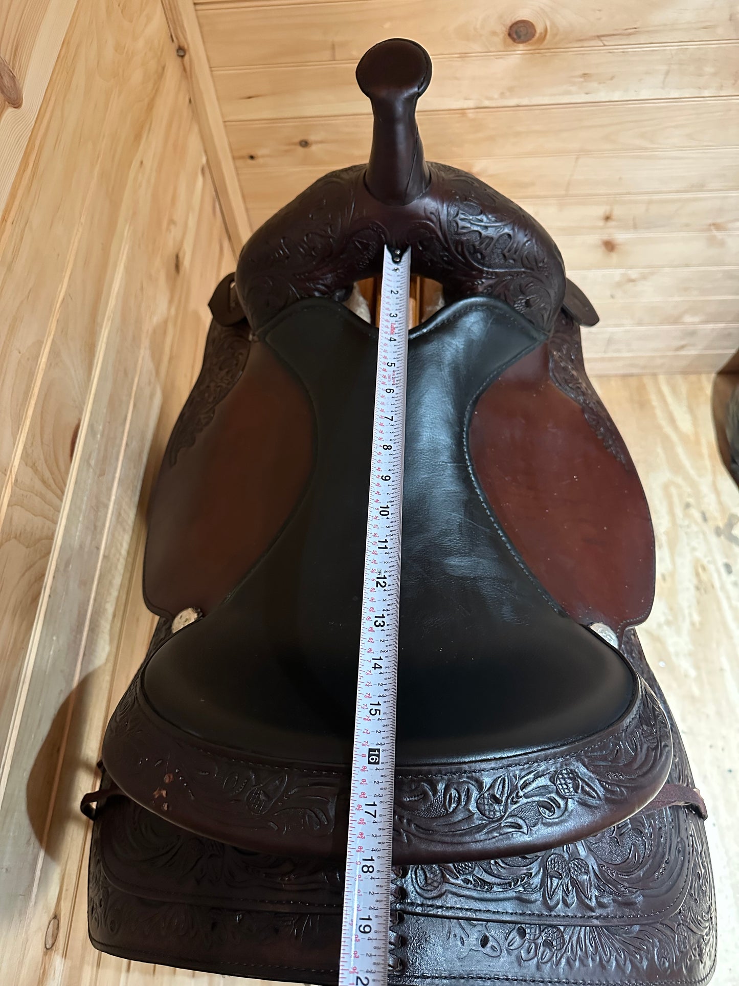 16” Circle Y Park & Trail Western Saddle Model 1553