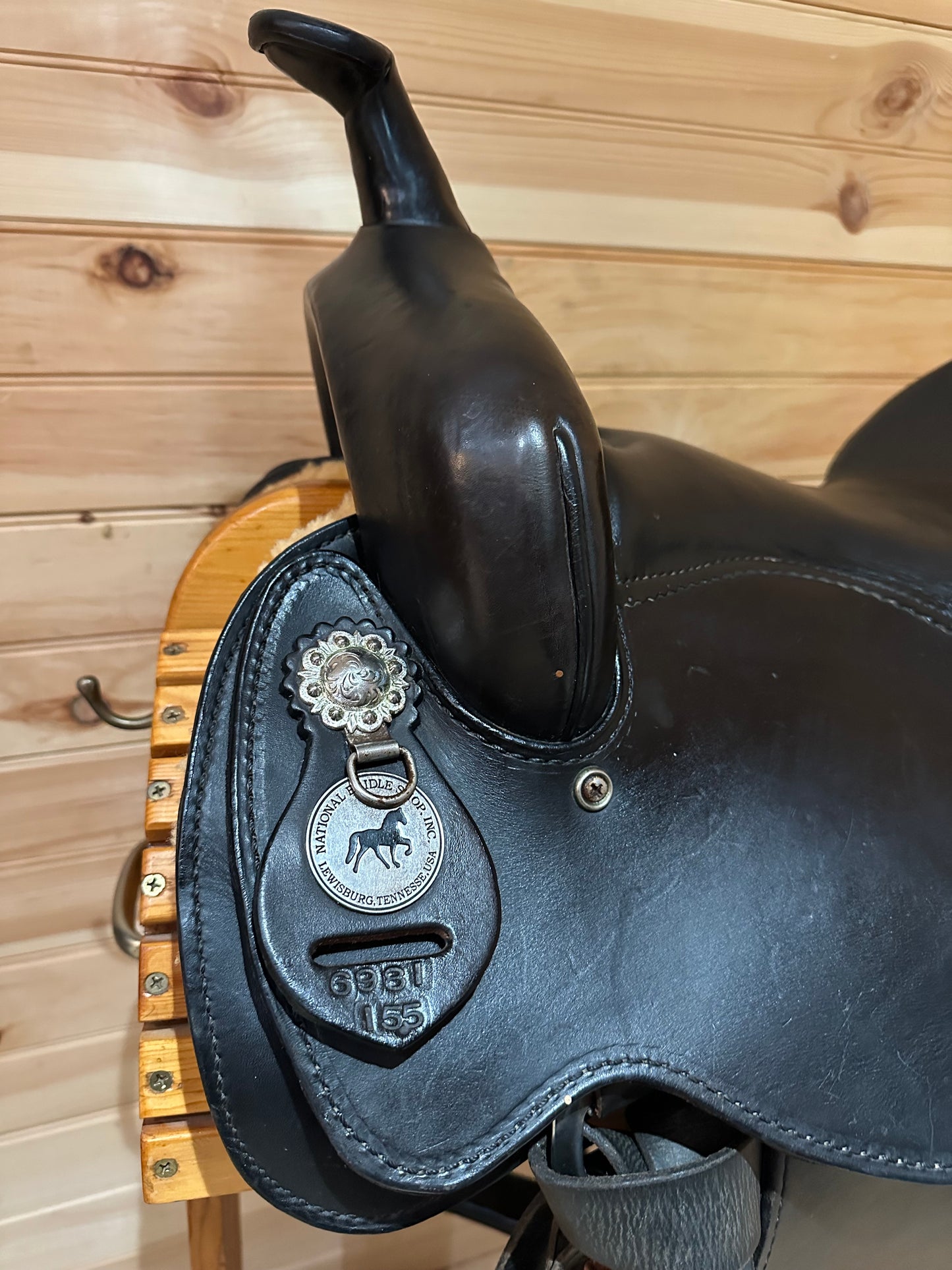 15.5” National Bridle Shop Gaited Western Trail Saddle Model 6981