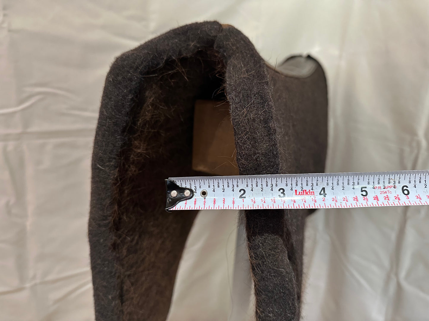 Tucker Full Skirt Apex Pad 100% Wool Saddle Pad, 28”L x34”D x1”