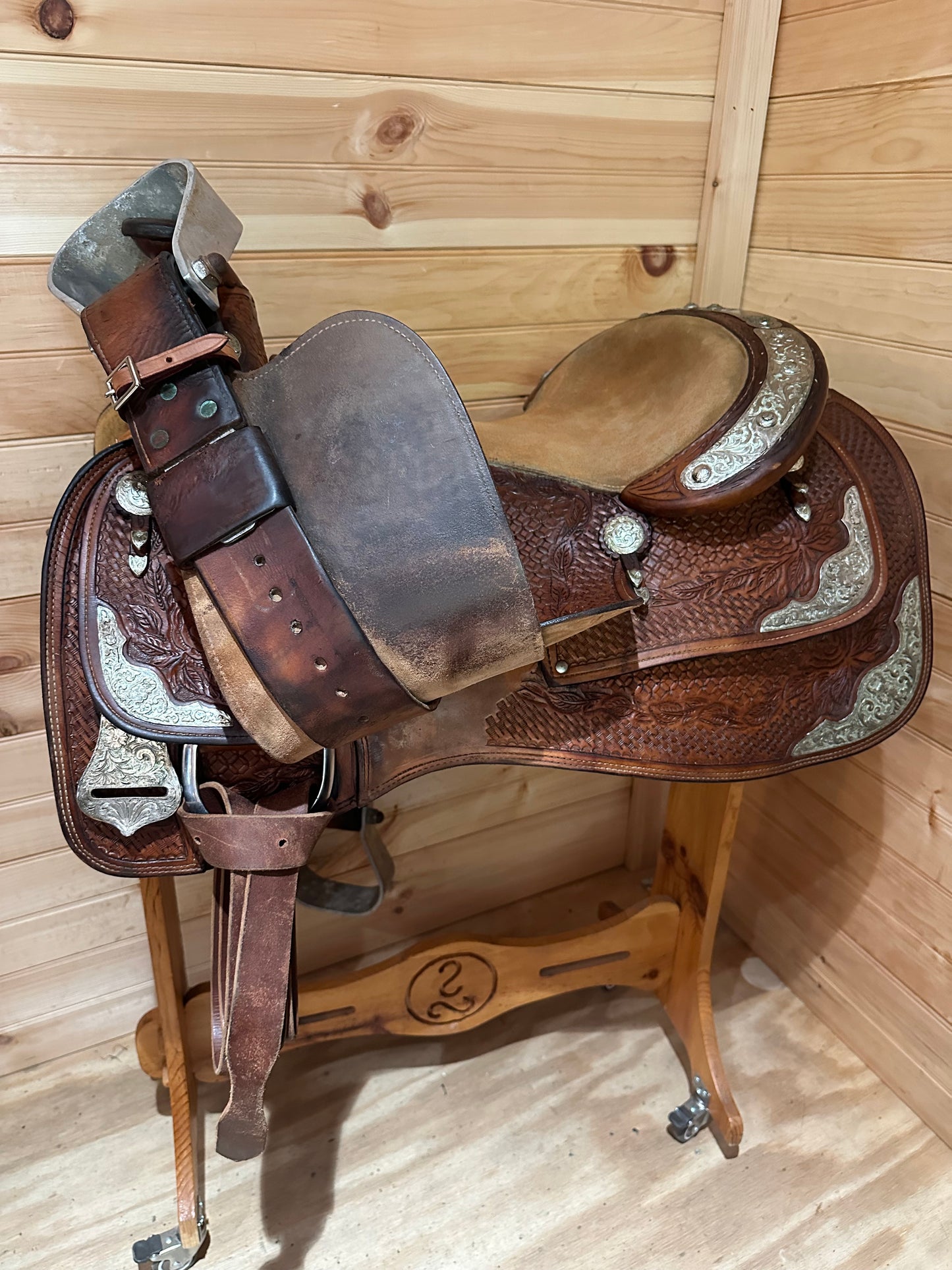 16” Champion Turf Western Show Saddle