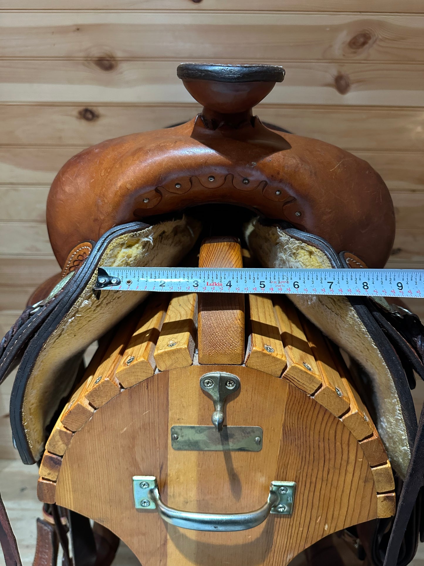 16” Circle Y Team Penner Western saddle model 2633