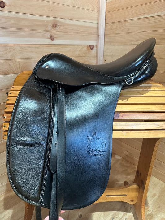 18” Stubben Benni’s Harmony “Allround” Icelandic Dressage Trail saddle
