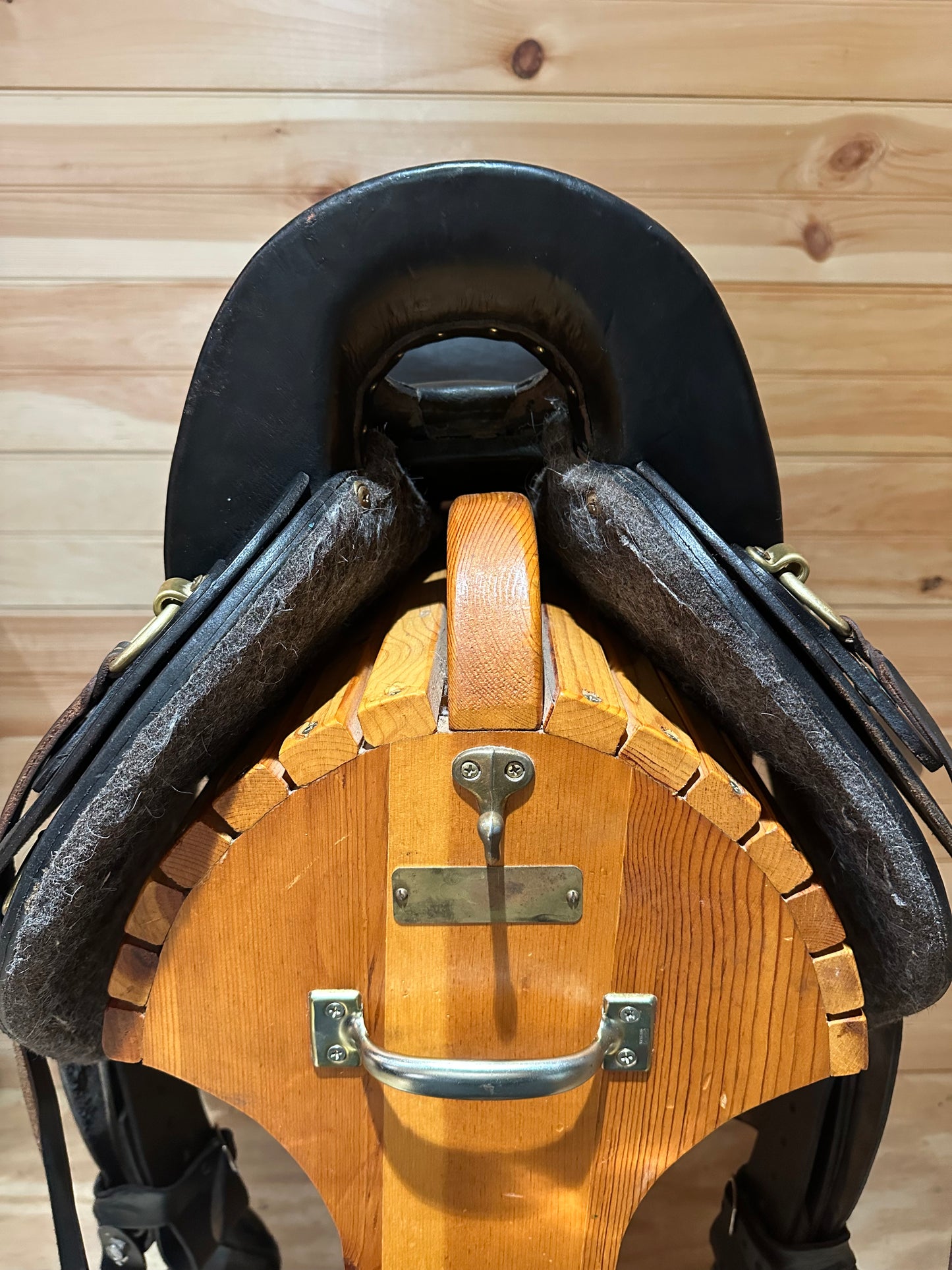 16” Big Horn Flex Endurance Trail Saddle Model 806