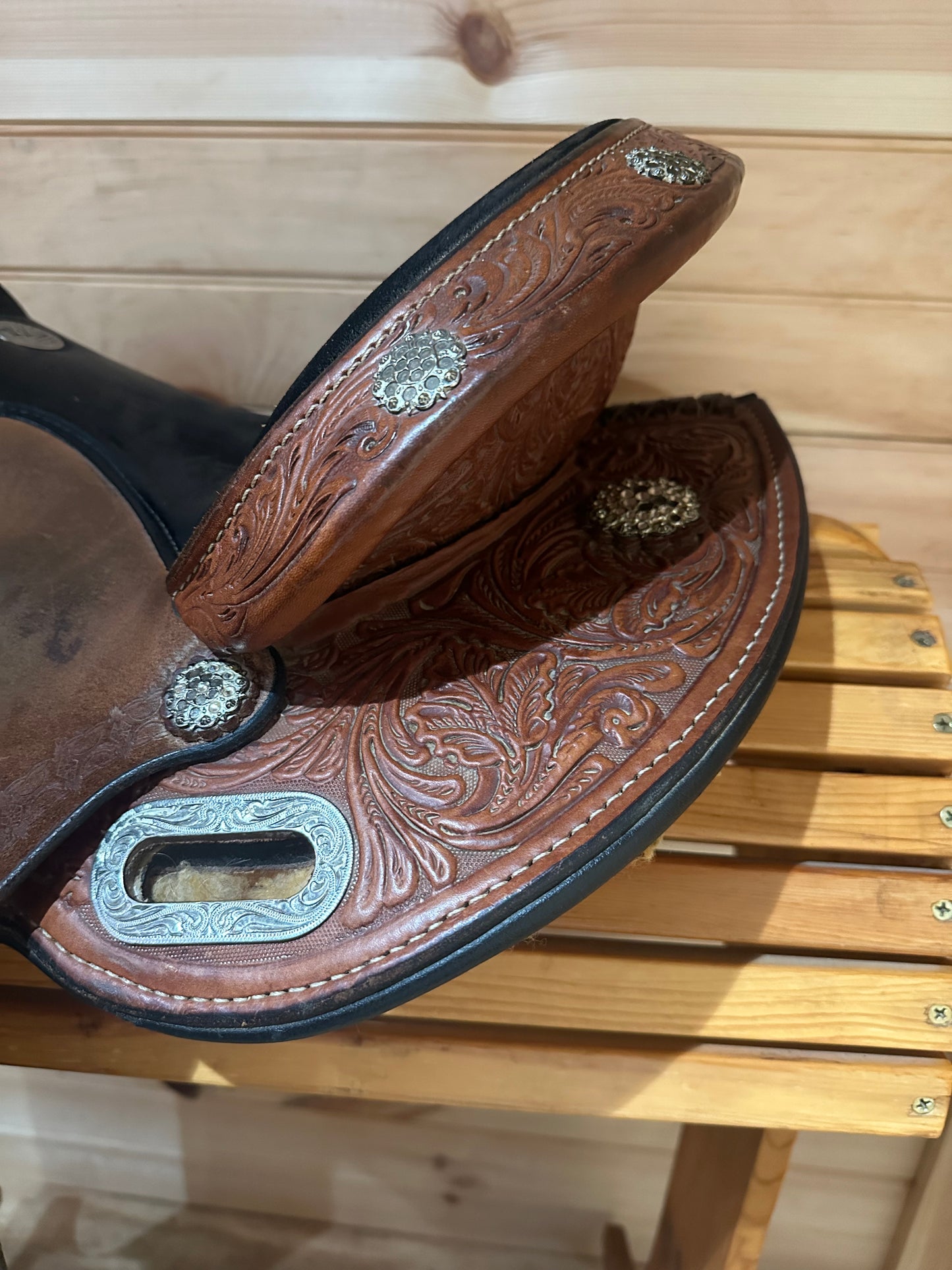 13.5” Circle Y Flex2 Kelly Kaminski Blaze Barrel Racing Saddle Model 1528
