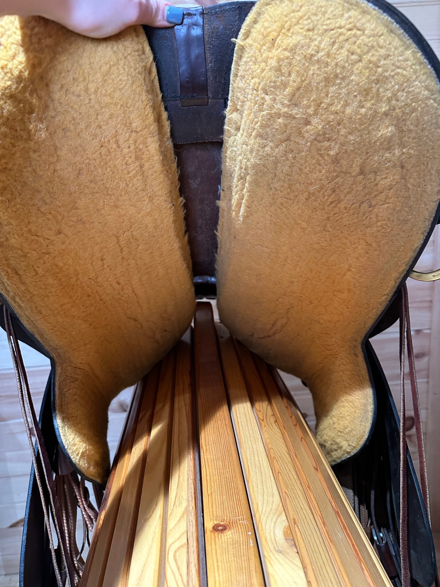 17” Imus 4-Beat Gaited Western Trail Saddle