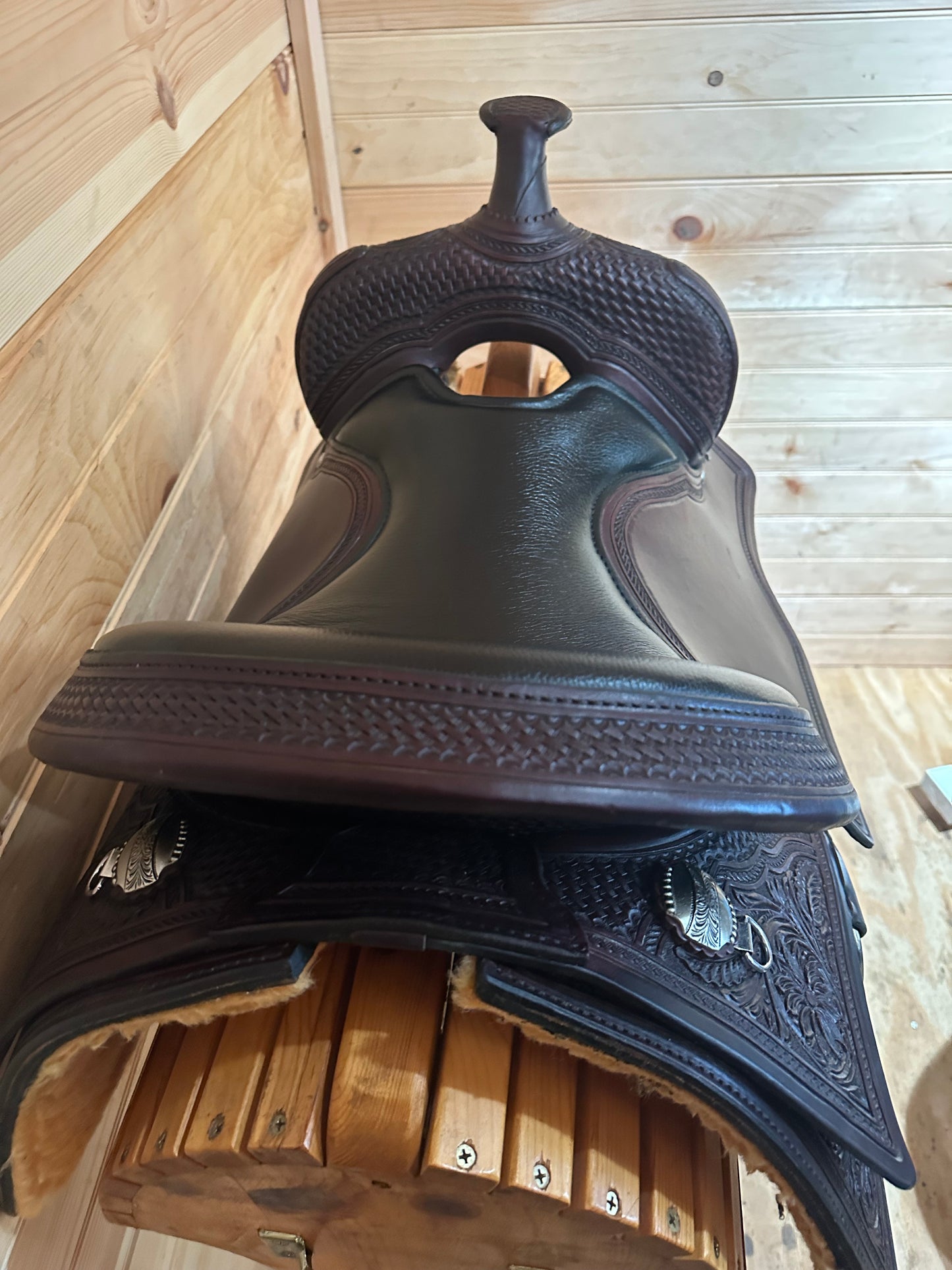 15” Stagecoach West Trail Classic Square Western Saddle Circle Y Model 110 (2024 Year)