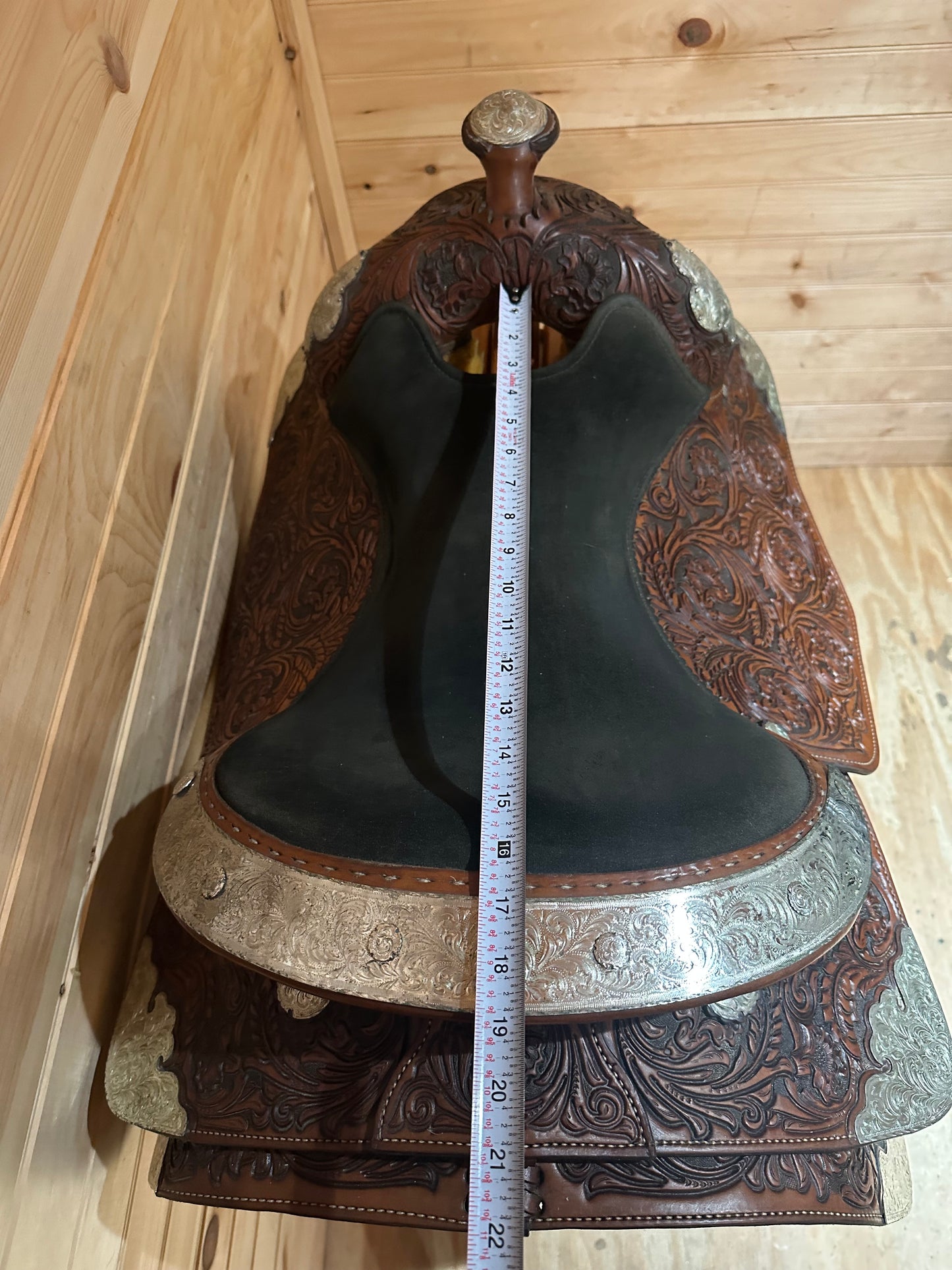 16” Reinsman Silver Series Western Show Saddle