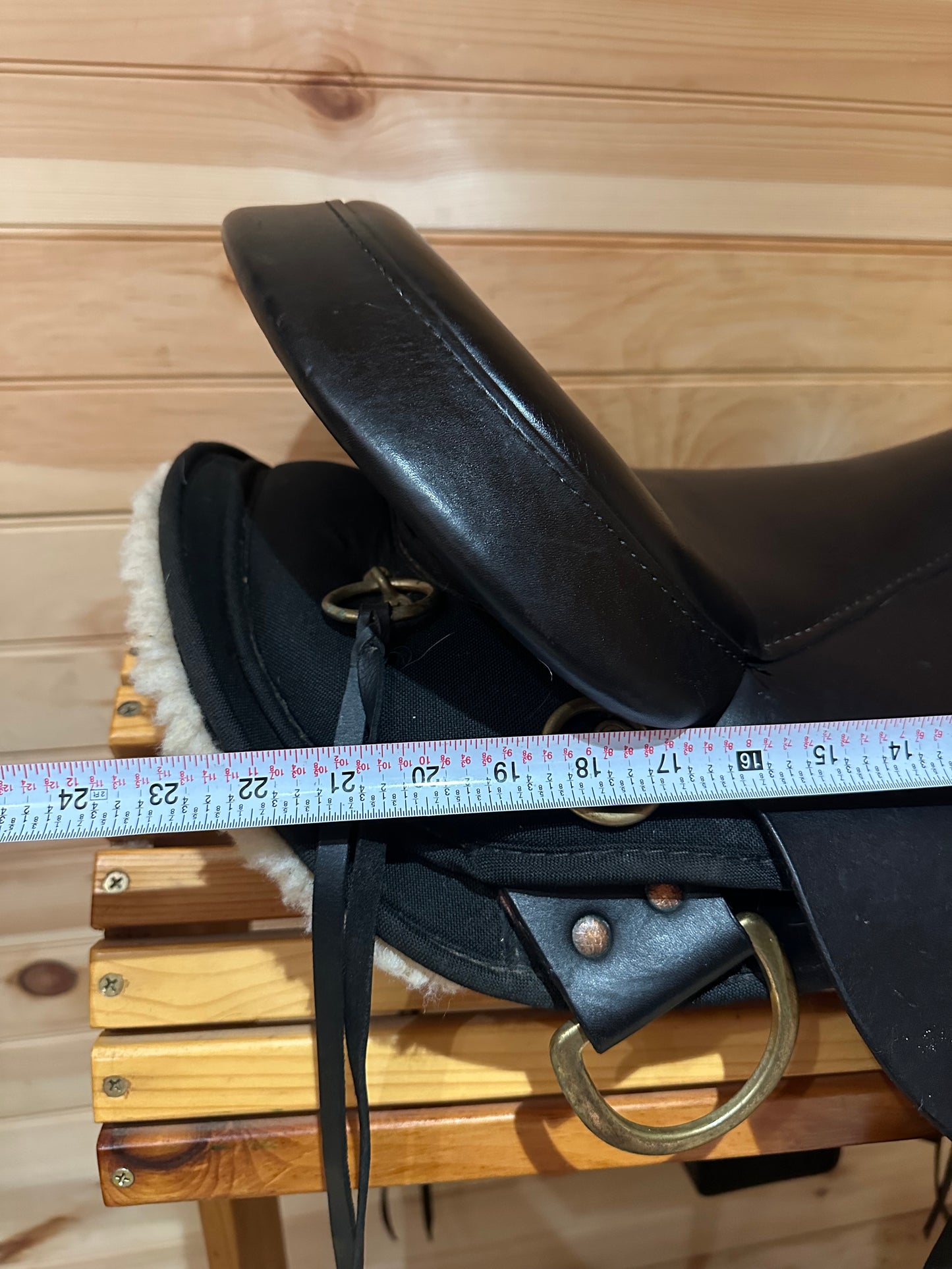 16” Circle Y High Horse Highbank Endurance Trail-boss Saddle Model 6916