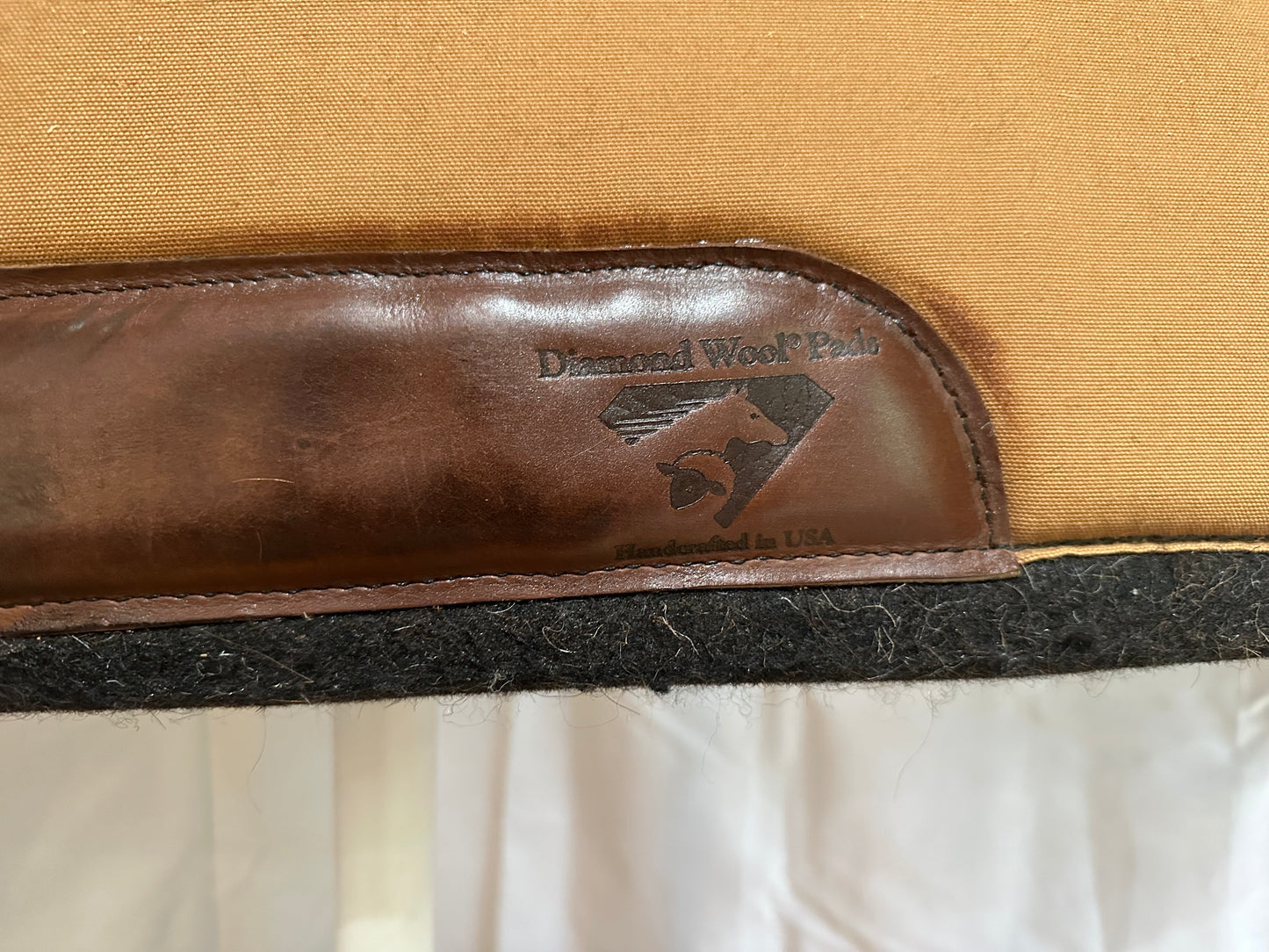 Diamond Wool Contour Western Saddle Pad, 32”L x32”L x1”