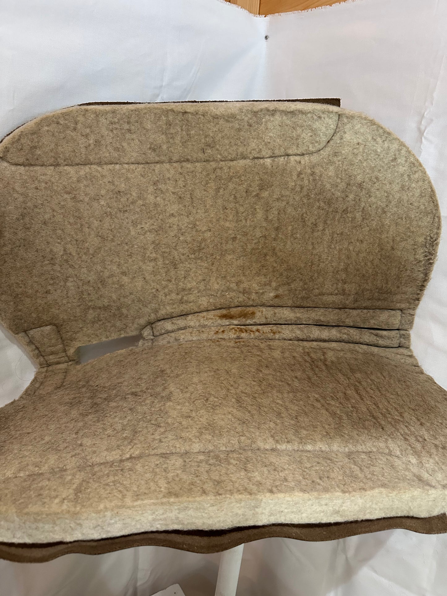 5 Star Wool “The Barrel Racer” Western Saddle Pad, 28”L x 30”D x1 1/8”