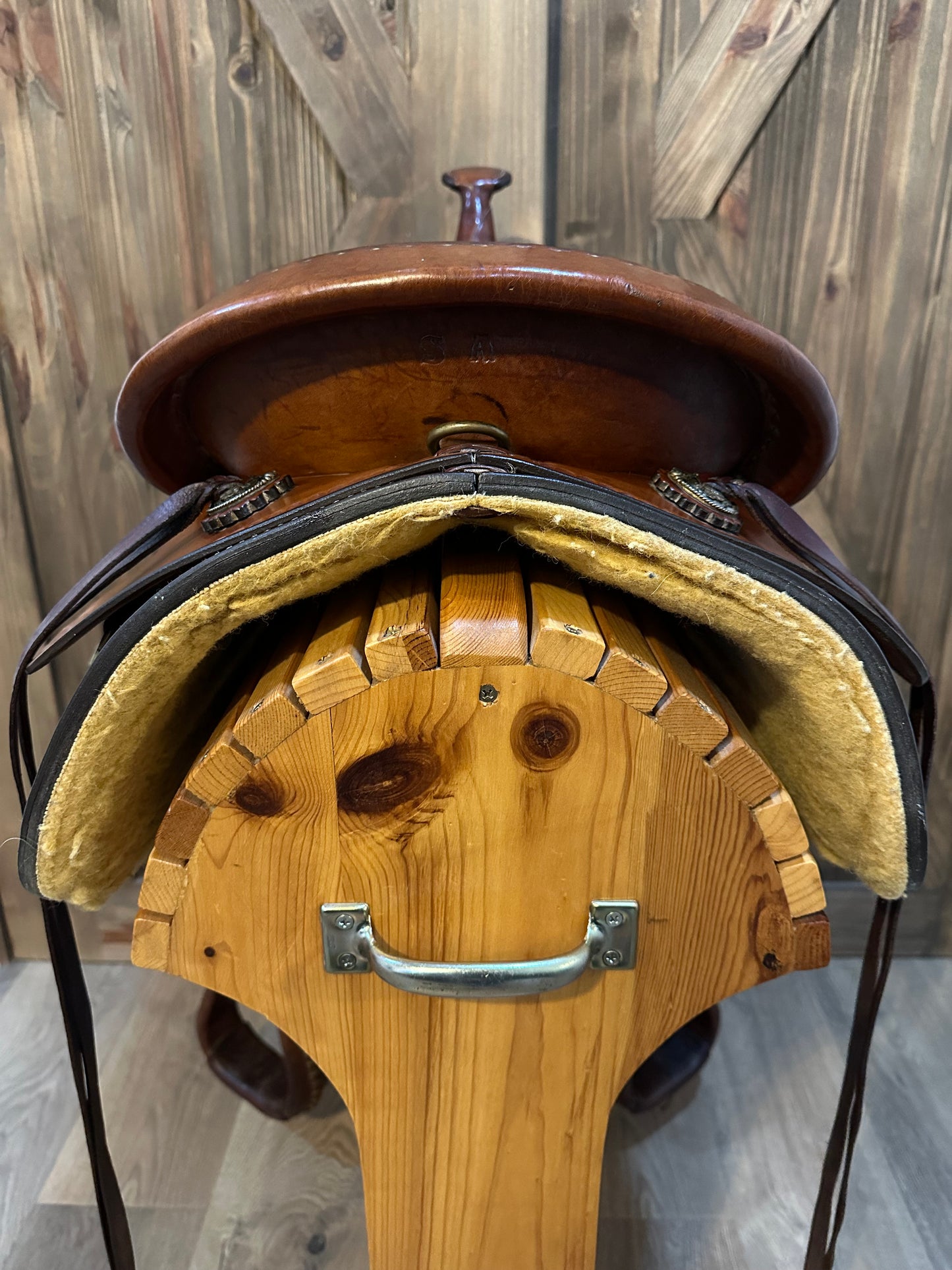 17” Crates Western Trail Saddle Model # 402-5