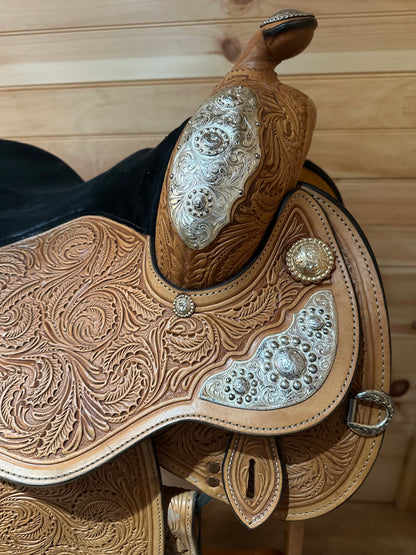 14.5” Circle Y Flex2 Silver Leaf Western Show Saddle Model 2836