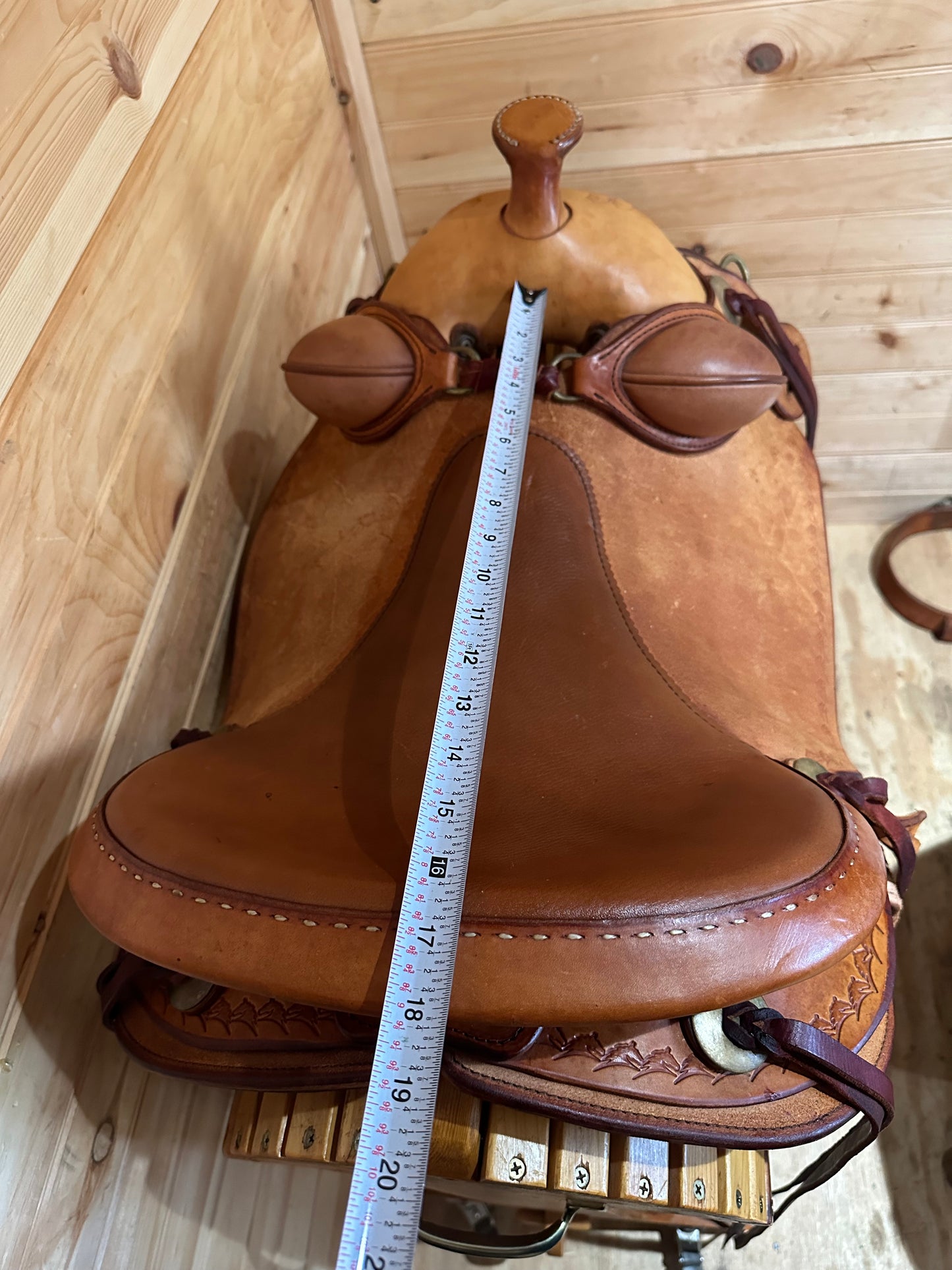 16.5” Parelli Natural Performer Western Saddle