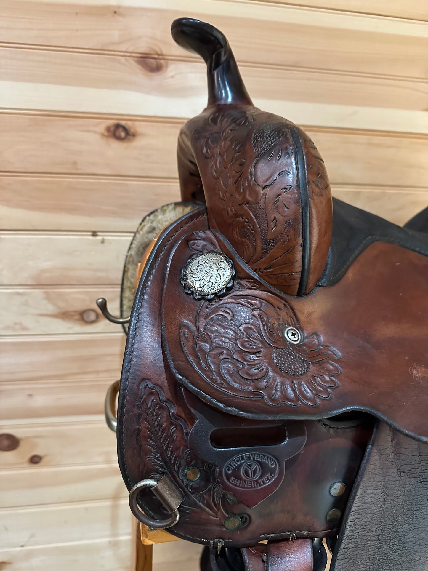 16” Circle Y Park & Trail Western Saddle Model 3625
