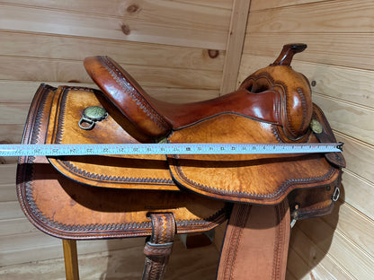 16” Circle Y Reiner Western saddle Model 1375