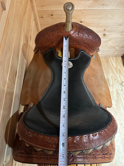 15” Hud Roberts HR Barrel Racing Saddle