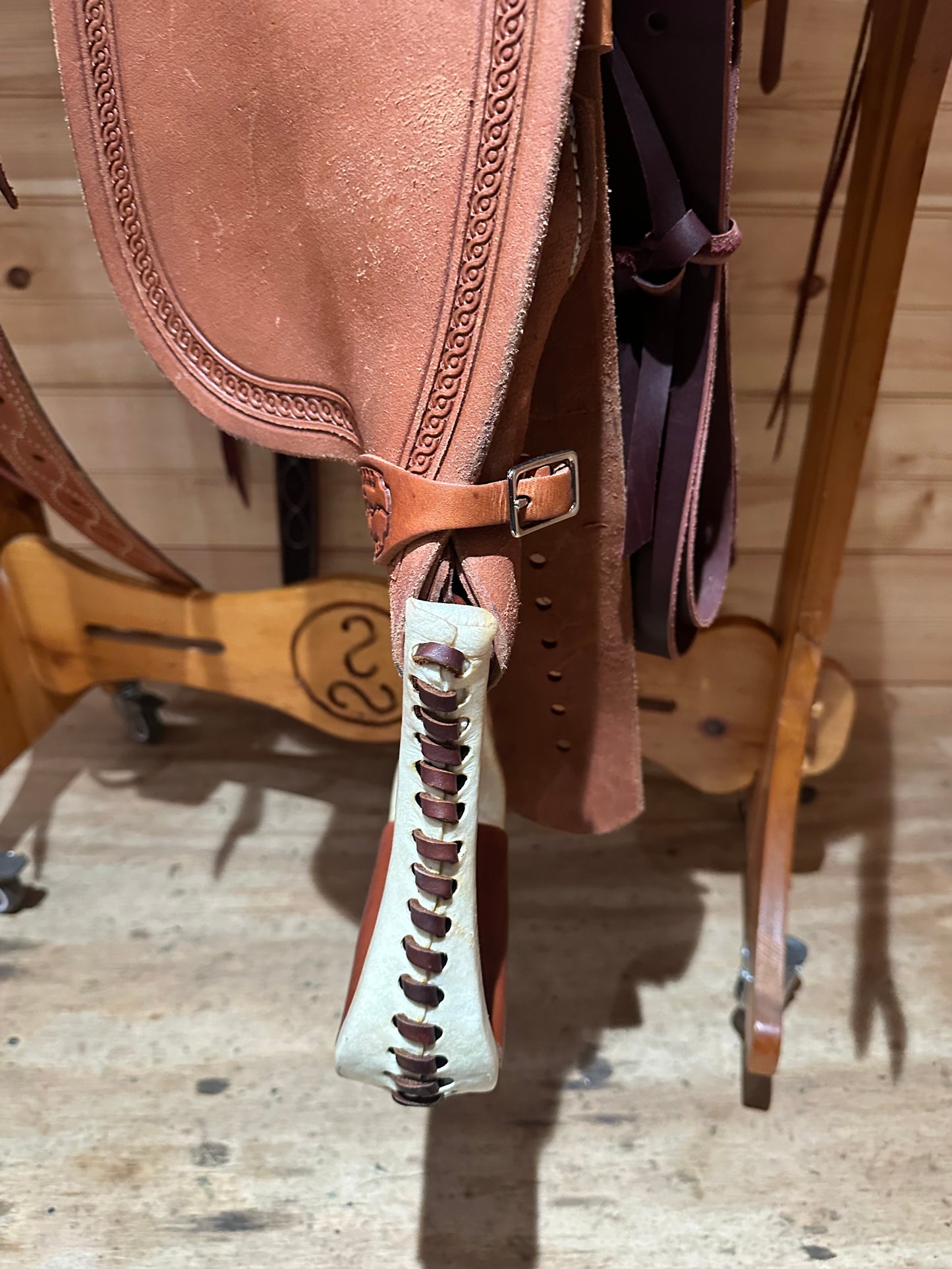15.5” McCall Lady Pendleton All Around Western Ranch Saddle Model 197 1023