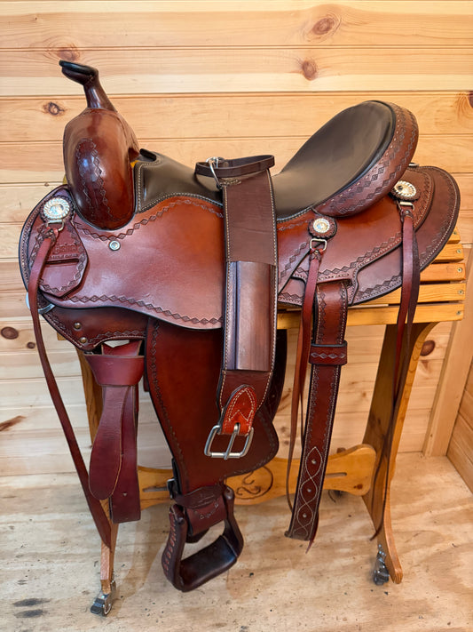 16” Cashel Round Skirt by Martin Saddlery Western Trail Saddle