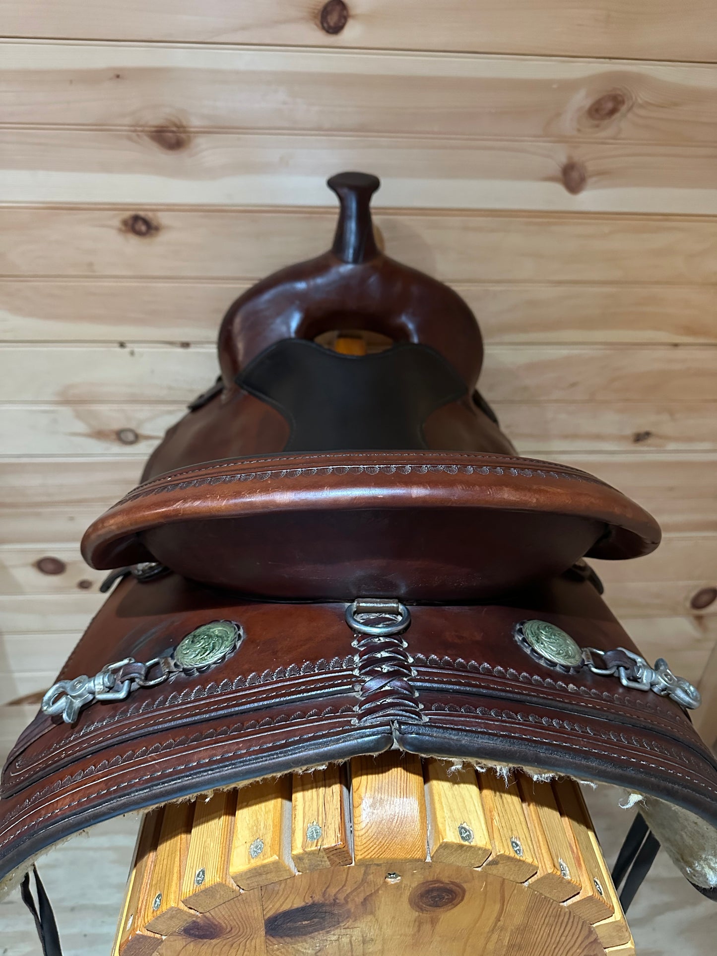 16” Circle Y Topeka Flex-Lite Western Trail Saddle Model 1551