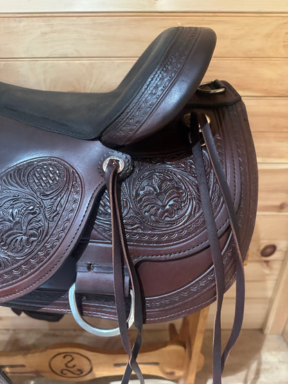 17” Circle Y BasketFlower Trail Flex-Lite Western Trail Saddle Model 1552