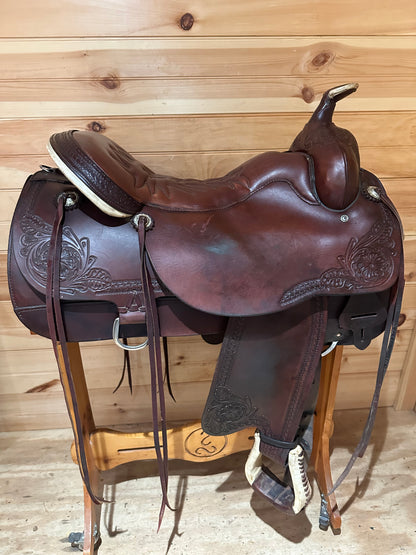 17.5” Tucker Ranch Hand Western Trail Saddle Model 250