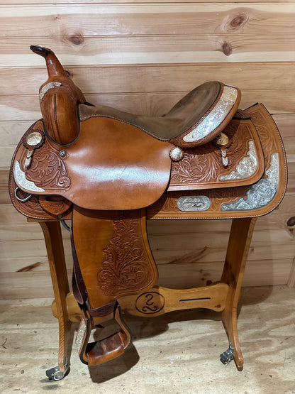 15” Crates Western Show Saddle Model 126