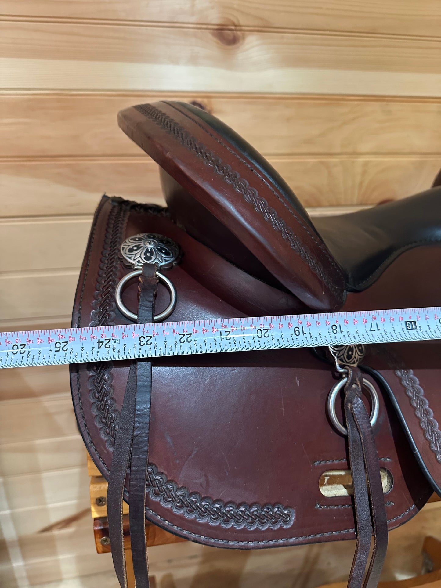 16” Circle Y Cold Springs Western Trail Saddle Model 2616