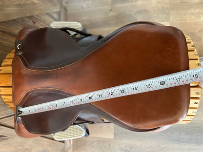 17.5” Ovation Close Contact/Jump Saddle