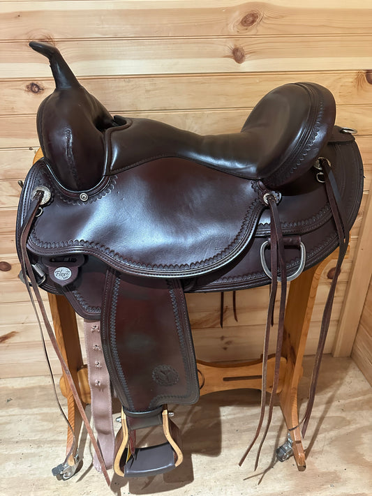 16” Circle Y Omaha Flex2 Western Trail Saddle Model 1554