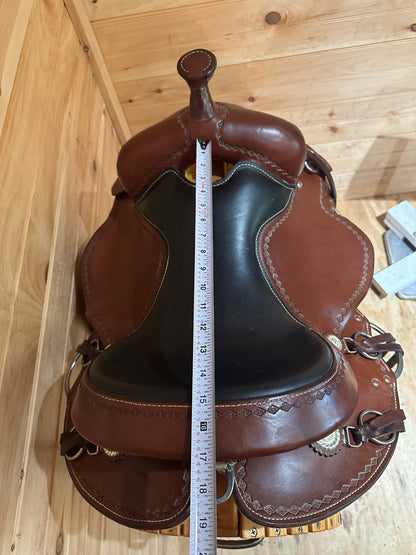 15” Cashel Round Skirt by Martin Saddlery Western Trail Saddle