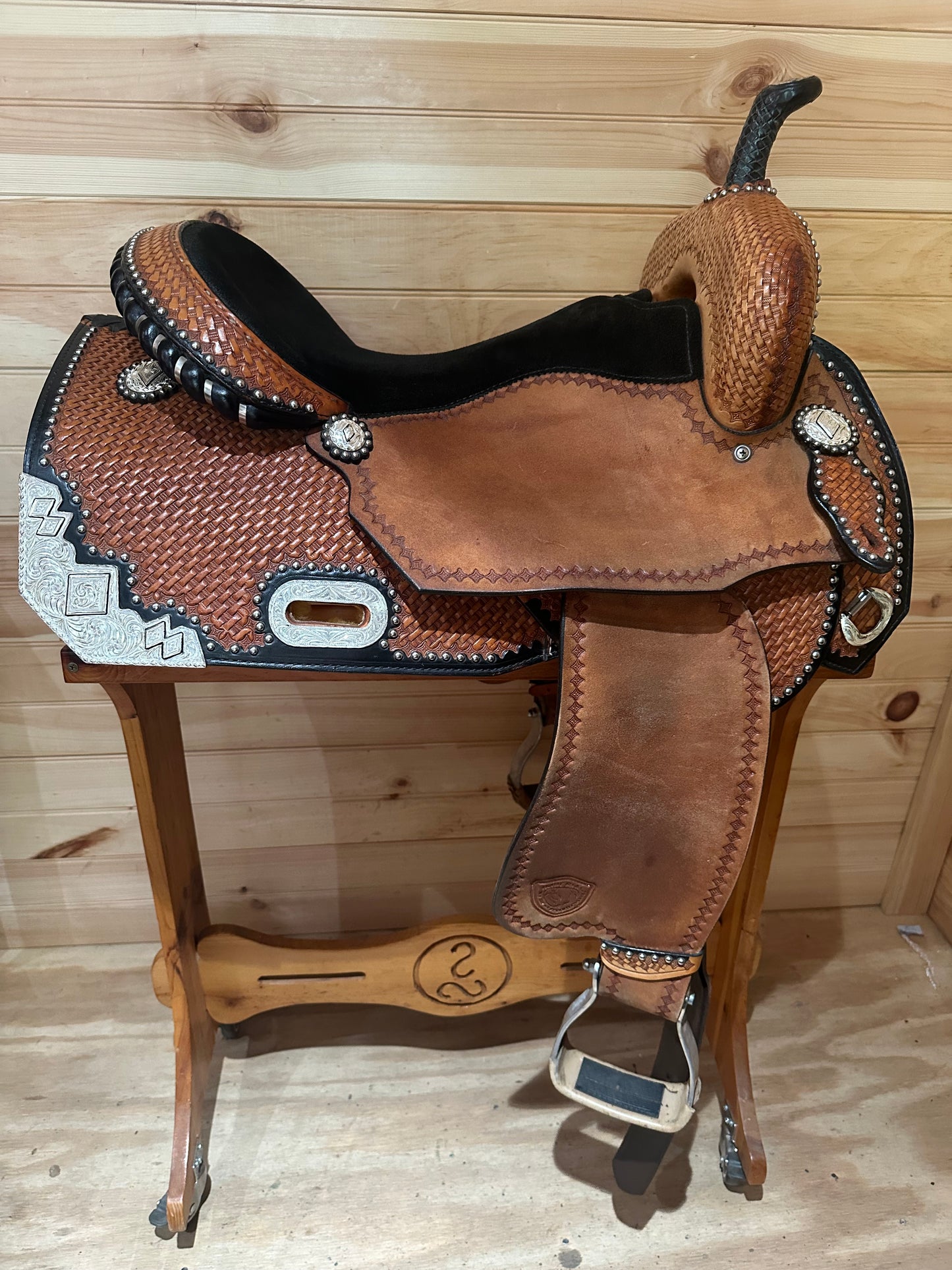 16” Tex Tan Talmadge Green Diamond Barrel Saddle Model 08-8927NA6