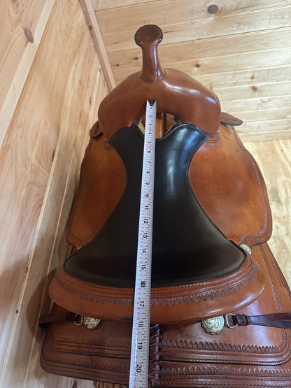 16” Circle Y Topeka Flex-Lite Western Trail Saddle Model 1551