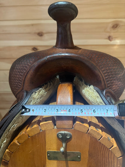 15” Crates Western Show Saddle Model 137