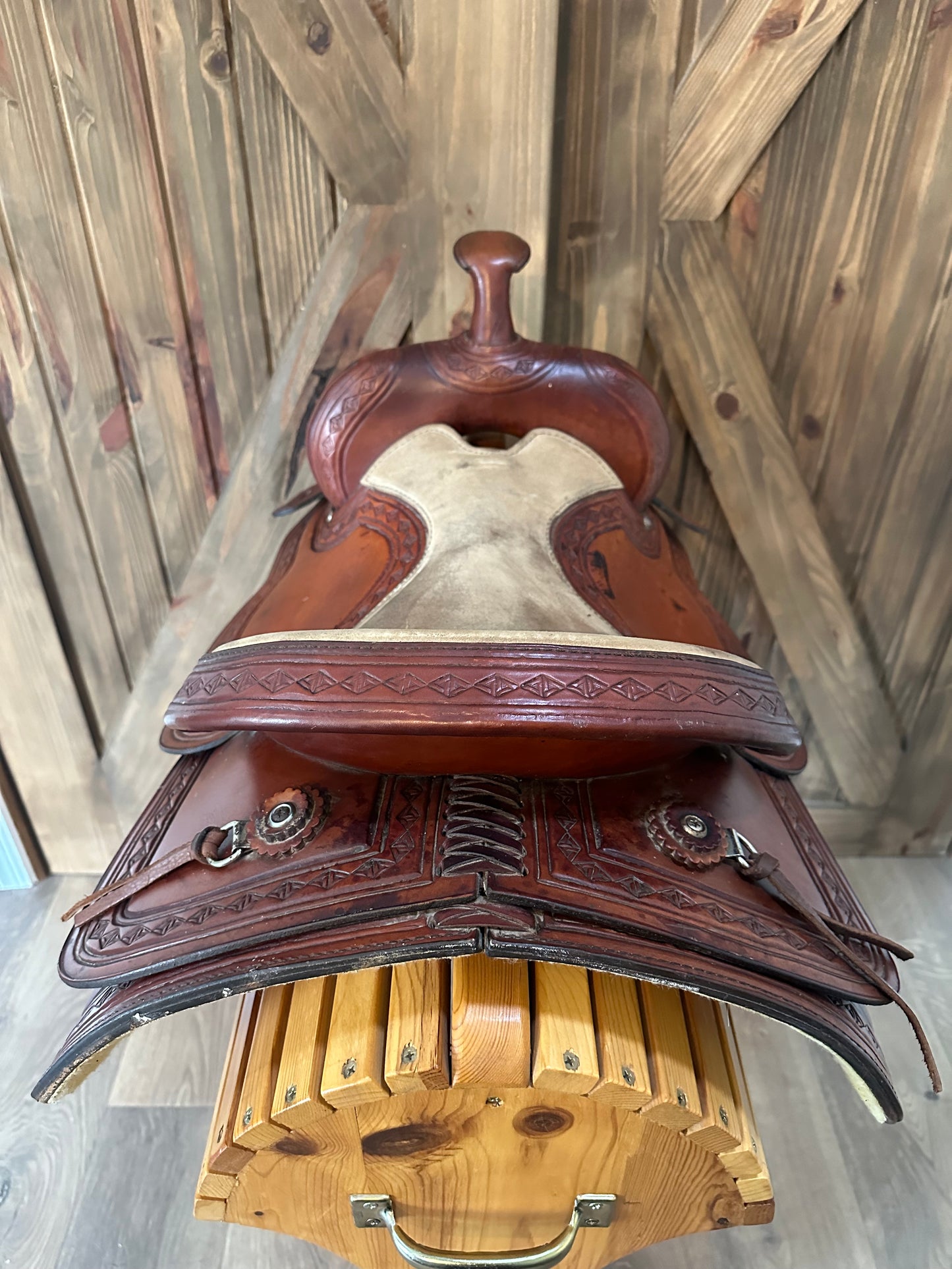 16” Tex Tan Hereford Western Trail Saddle