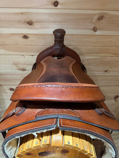 16” Dakota Saddlery Roping Saddle Model 500