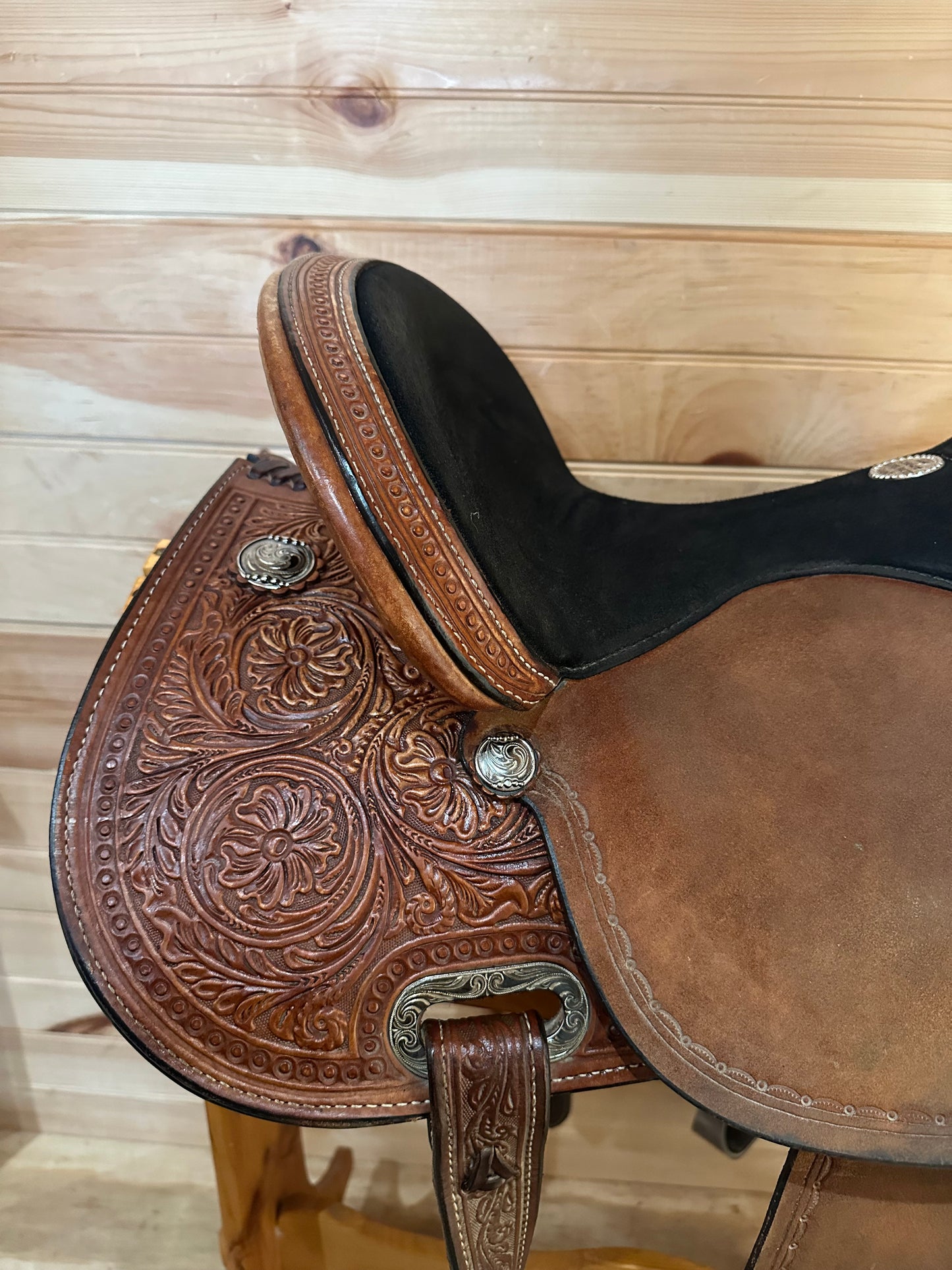 14” Circle Y Lisa Lockhart Flex2 Barrel Racer Model 1545