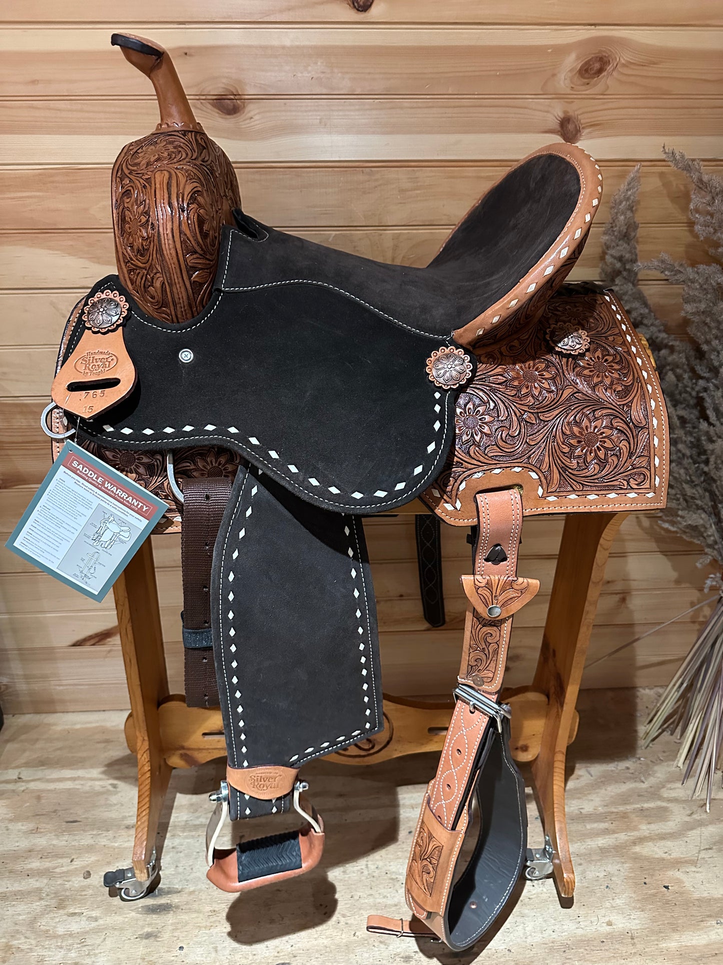 Silver Royal Short Go Barrel Saddle