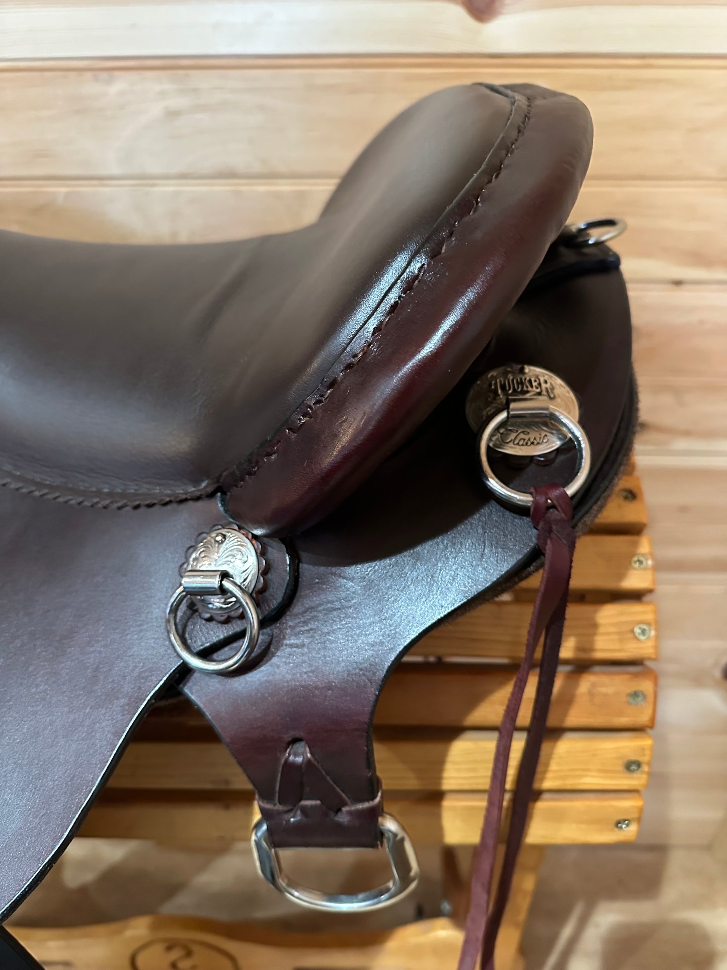 16.5” Tucker Classic Endurance Trail Saddle Model T59