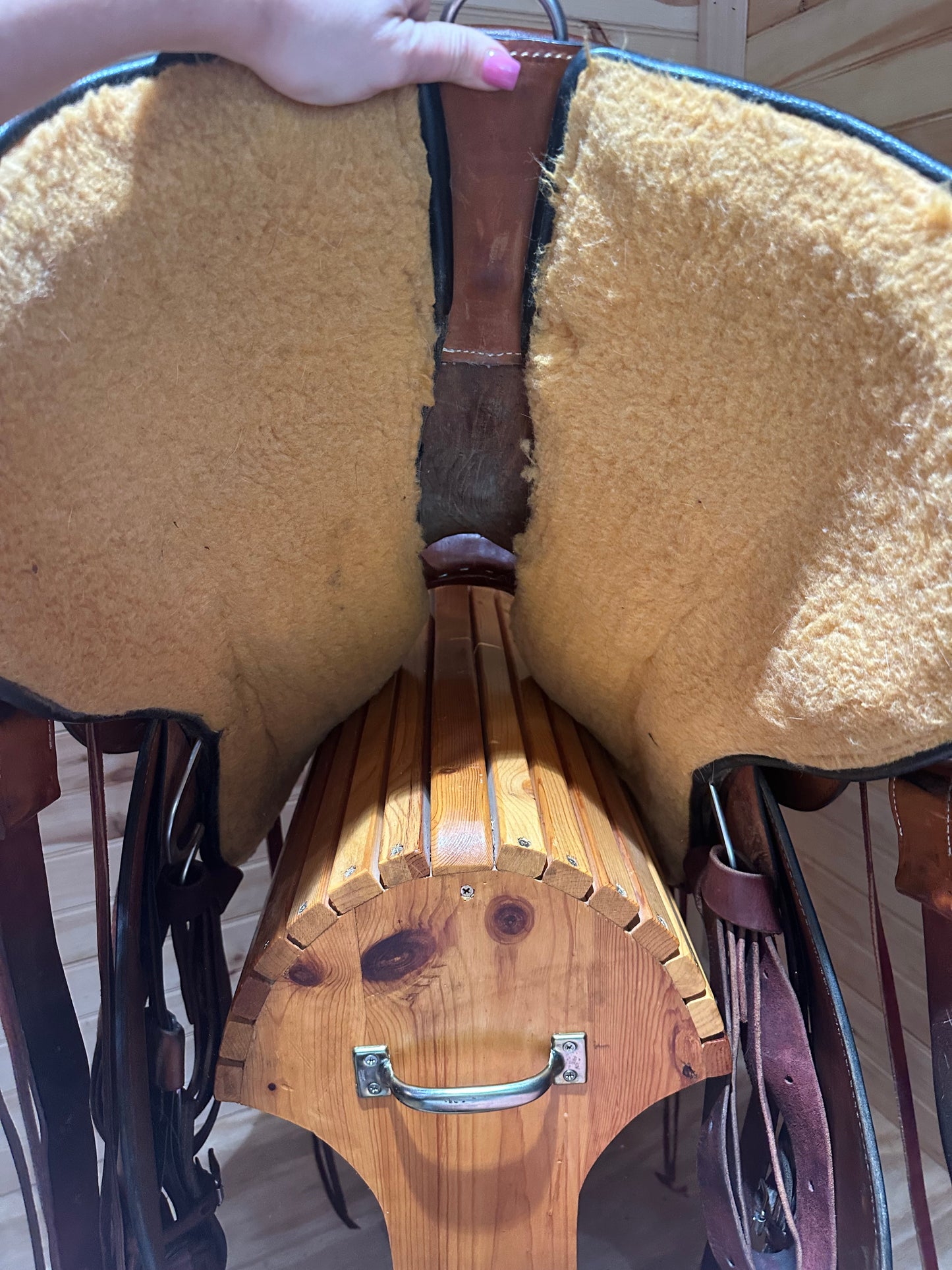 15” Circle Y Alpine Flex2 Western Trail Saddle Model 2377